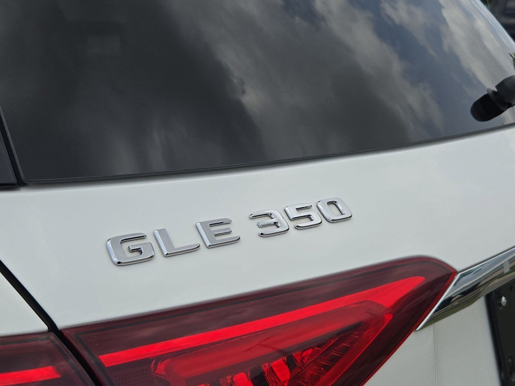Thumbnail: 2023 Mercedes-Benz GLE - 21