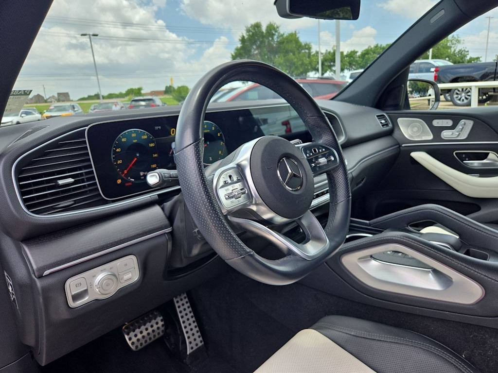 Thumbnail: 2023 Mercedes-Benz GLE - 2