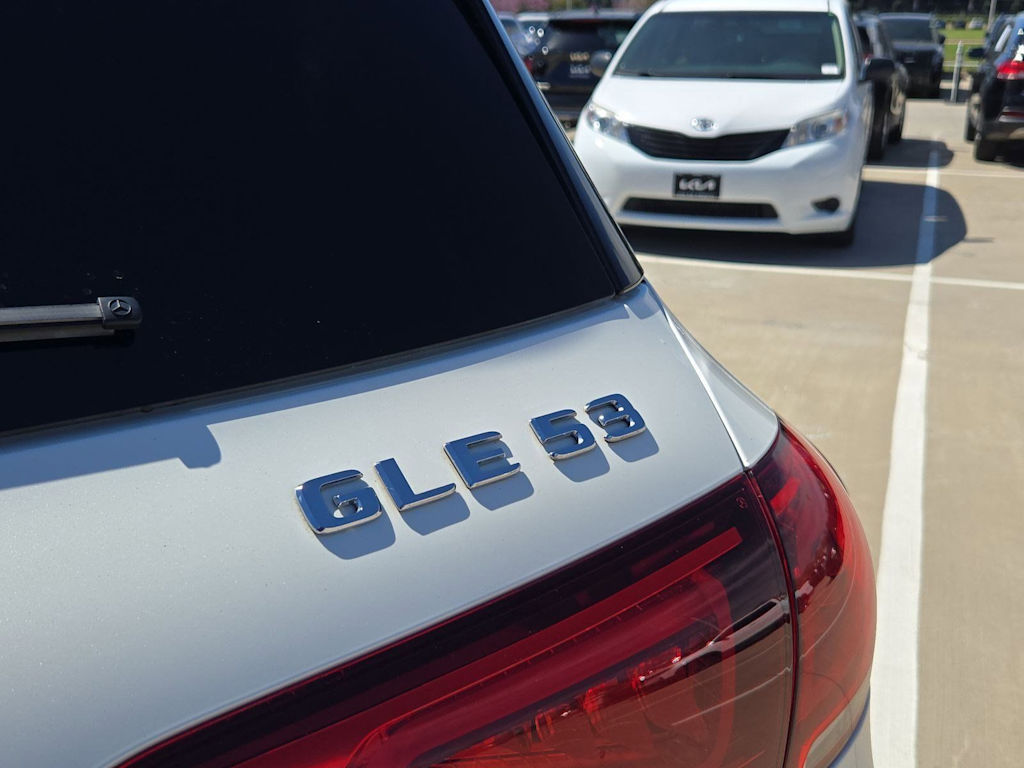 Thumbnail: 2021 Mercedes-Benz GLE - 21