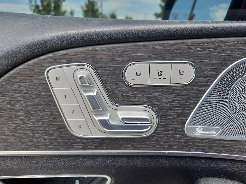 Thumbnail: 2020 Mercedes-Benz GLS - 23