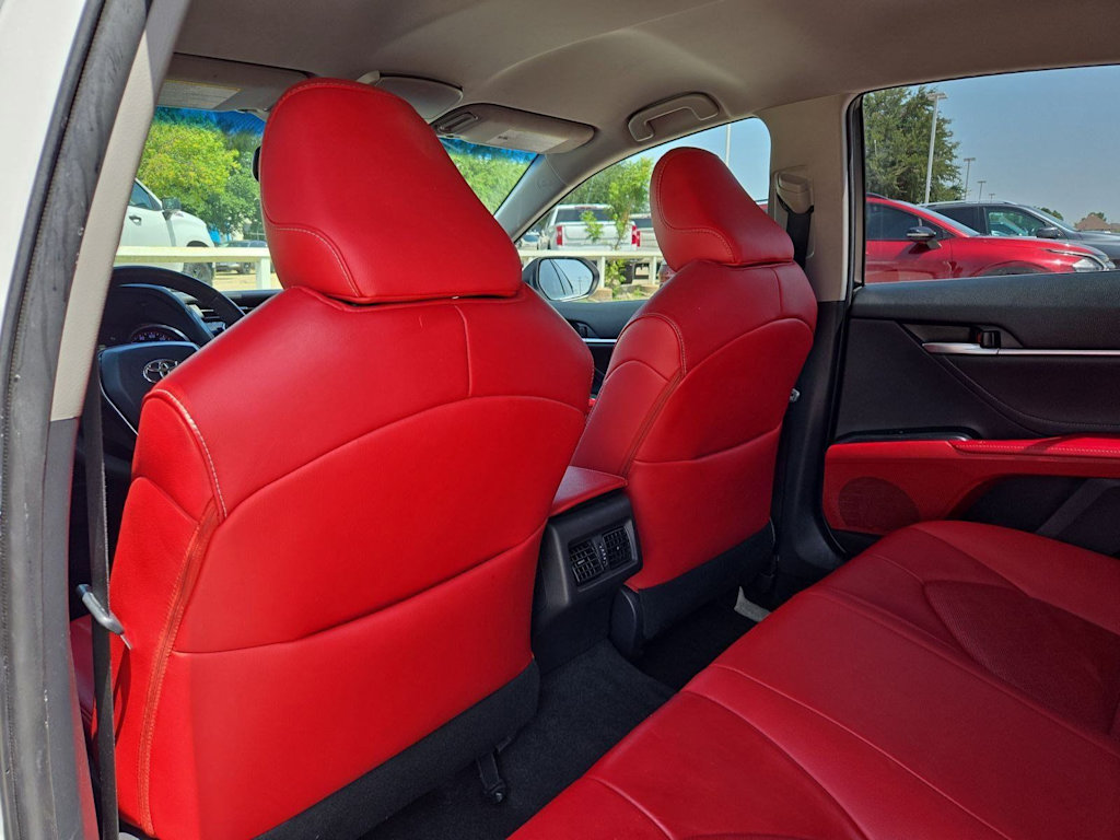 Thumbnail: 2018 Toyota Camry - 12