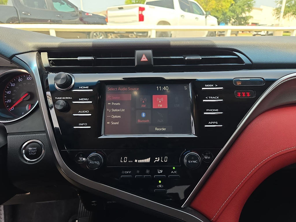 Thumbnail: 2018 Toyota Camry - 14