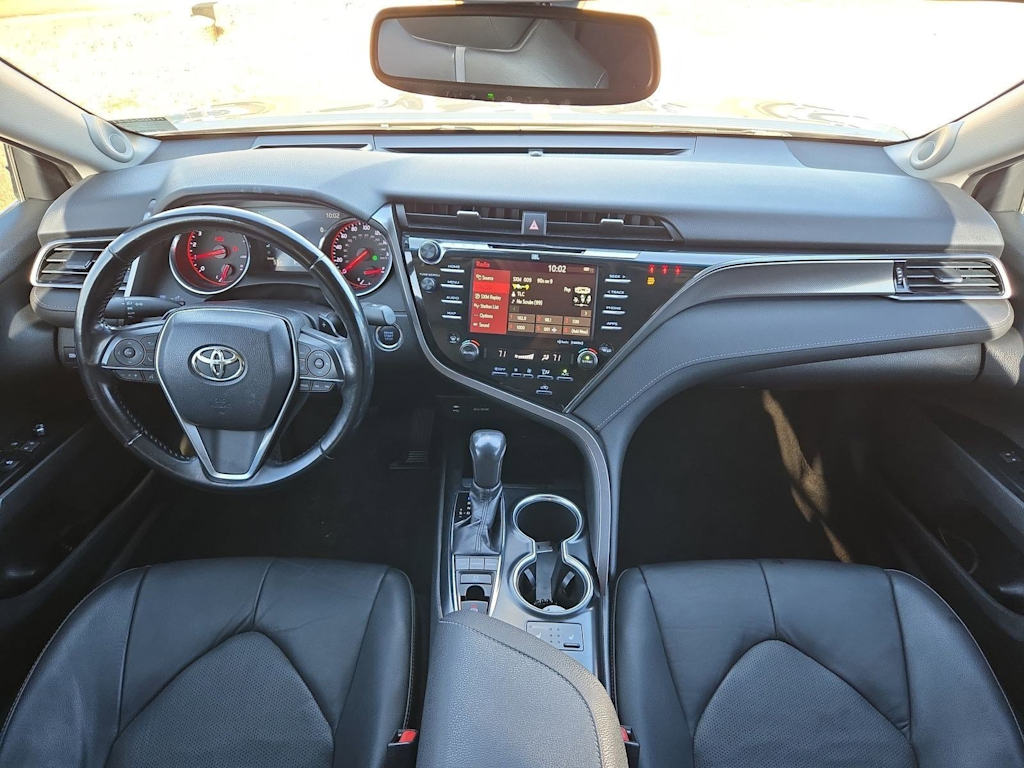 Thumbnail: 2019 Toyota Camry - 10