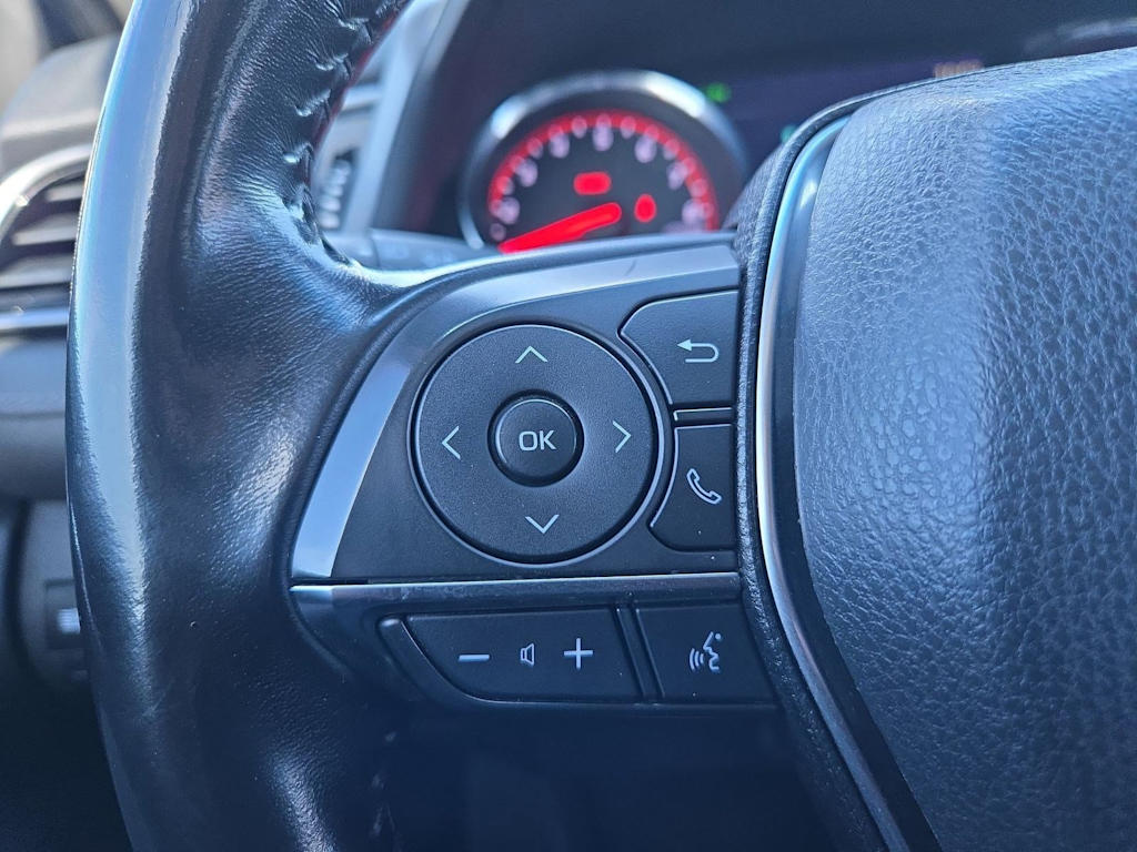 Thumbnail: 2019 Toyota Camry - 30