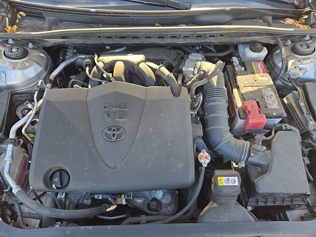 Thumbnail: 2019 Toyota Camry - 9