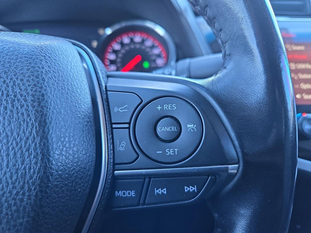 Thumbnail: 2019 Toyota Camry - 31