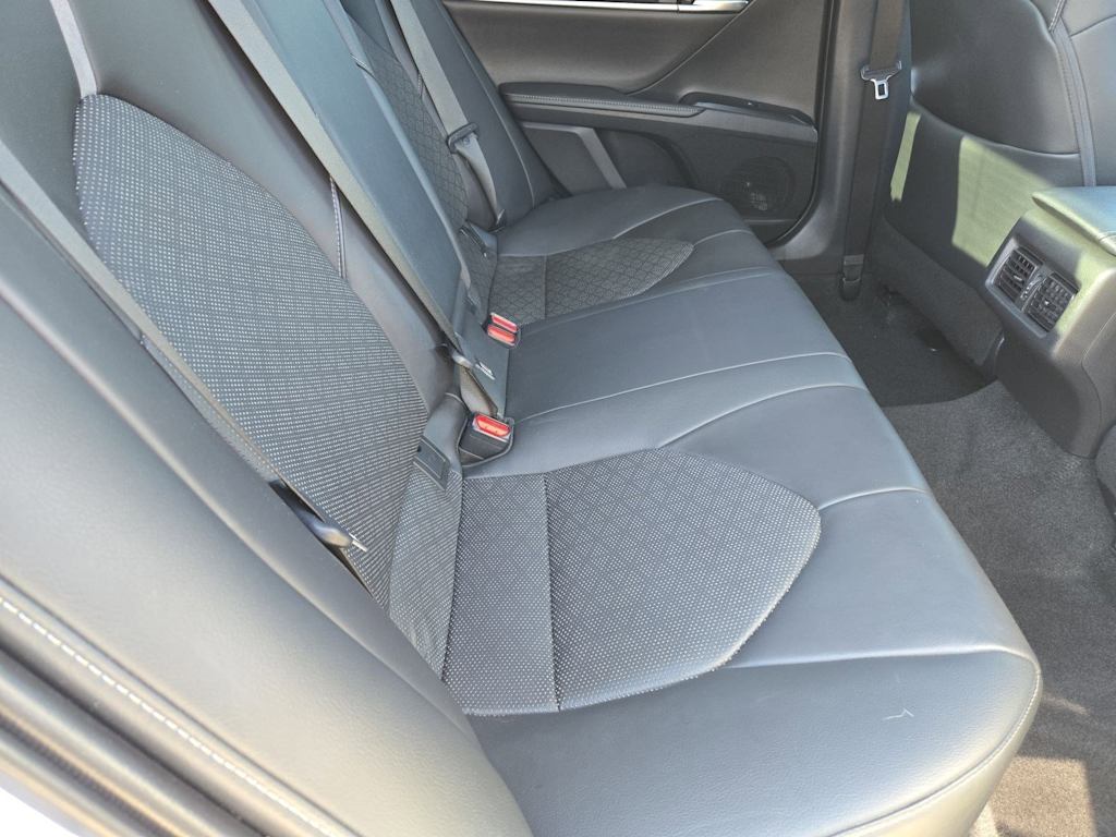 Thumbnail: 2019 Toyota Camry - 28