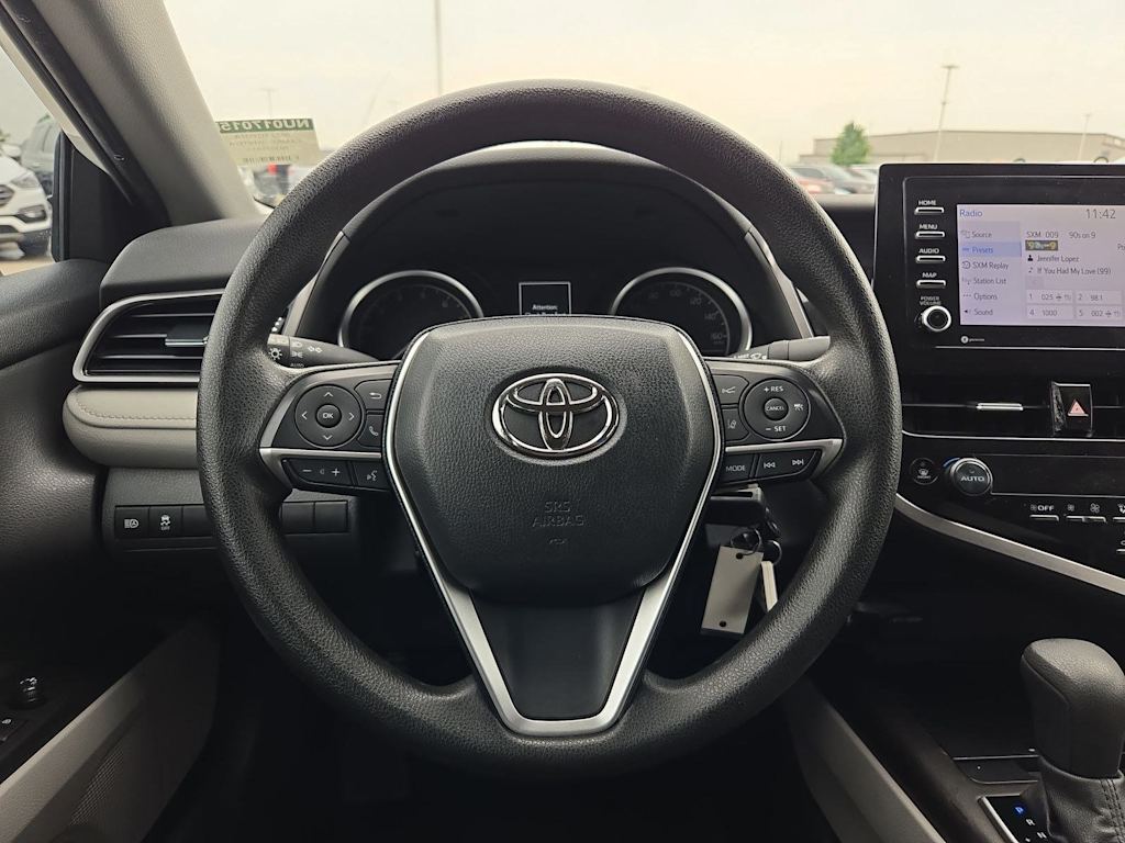 Thumbnail: 2022 Toyota Camry - 13