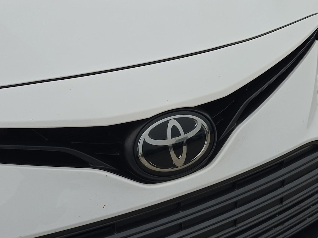 Thumbnail: 2022 Toyota Camry - 7