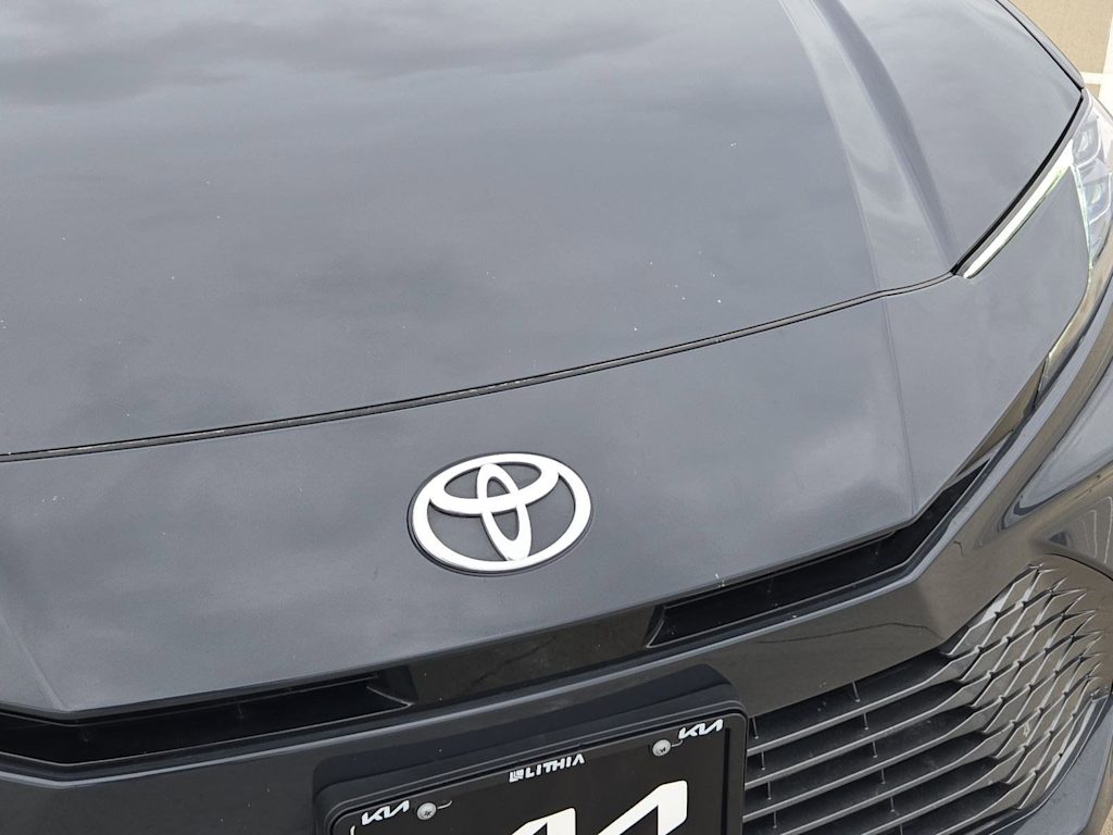 Thumbnail: 2025 Toyota Camry - 7