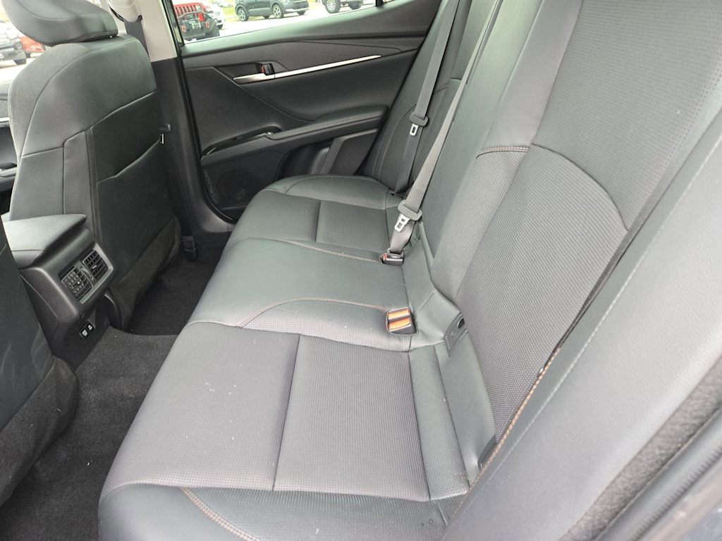 Thumbnail: 2025 Toyota Camry - 25