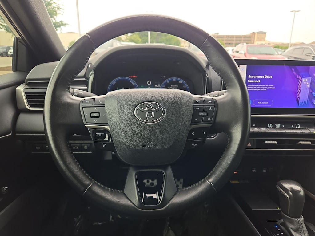 Thumbnail: 2025 Toyota Camry - 13