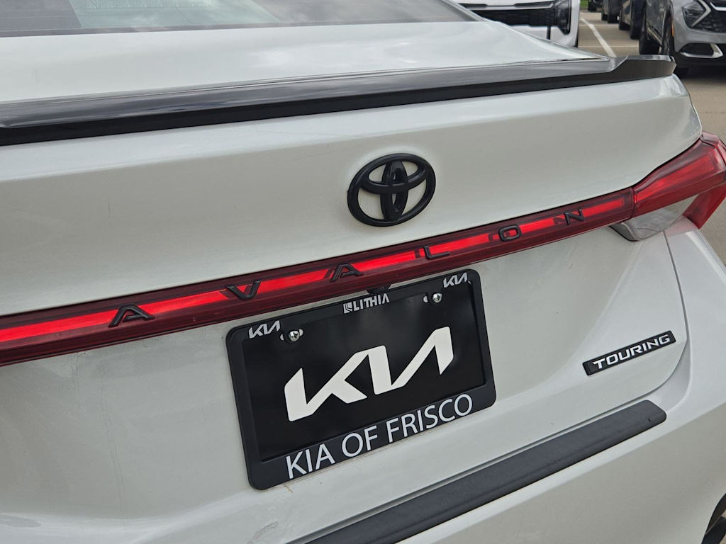 Thumbnail: 2021 Toyota Avalon - 7
