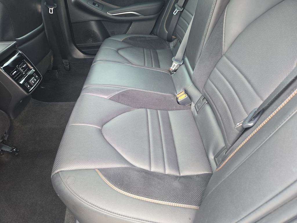 Thumbnail: 2021 Toyota Avalon - 26