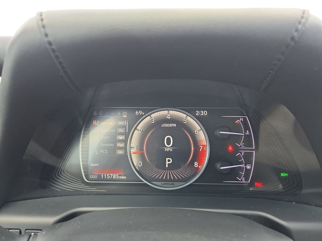 Thumbnail: 2021 Lexus ES - 16