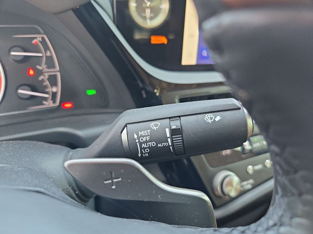 Thumbnail: 2024 Lexus ES - 14