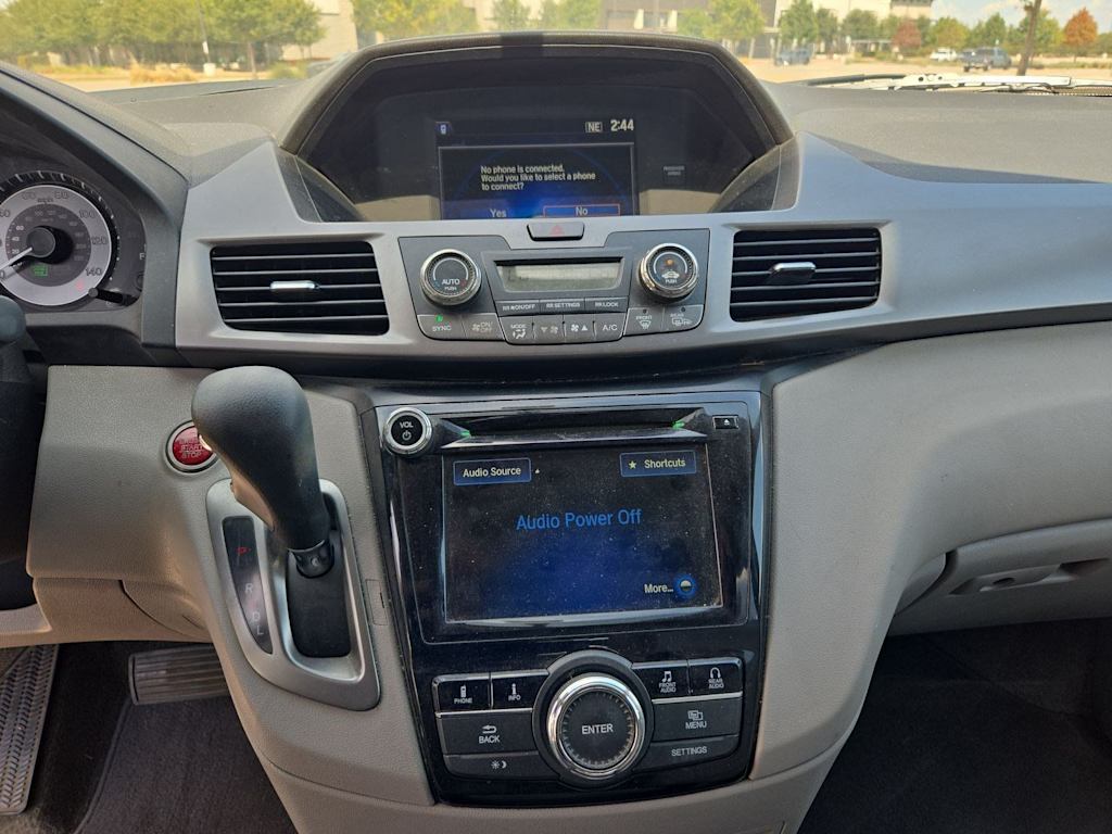 Thumbnail: 2016 Honda Odyssey - 14