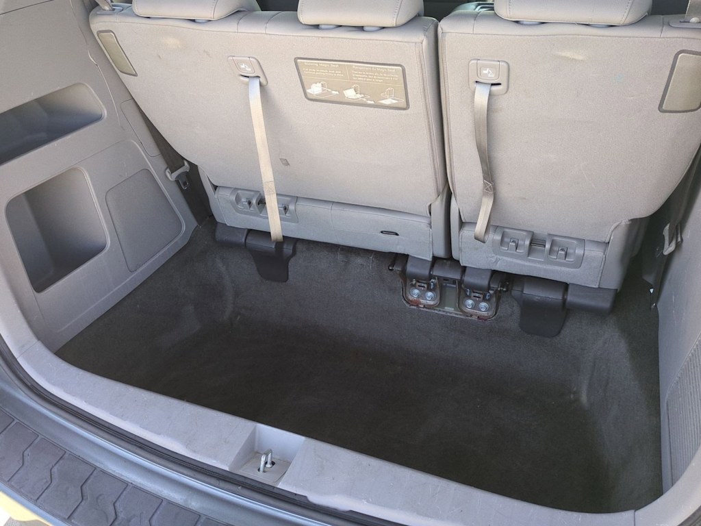 Thumbnail: 2013 Honda Odyssey - 35
