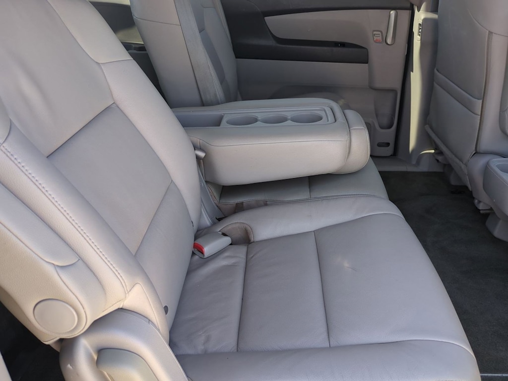 Thumbnail: 2013 Honda Odyssey - 26