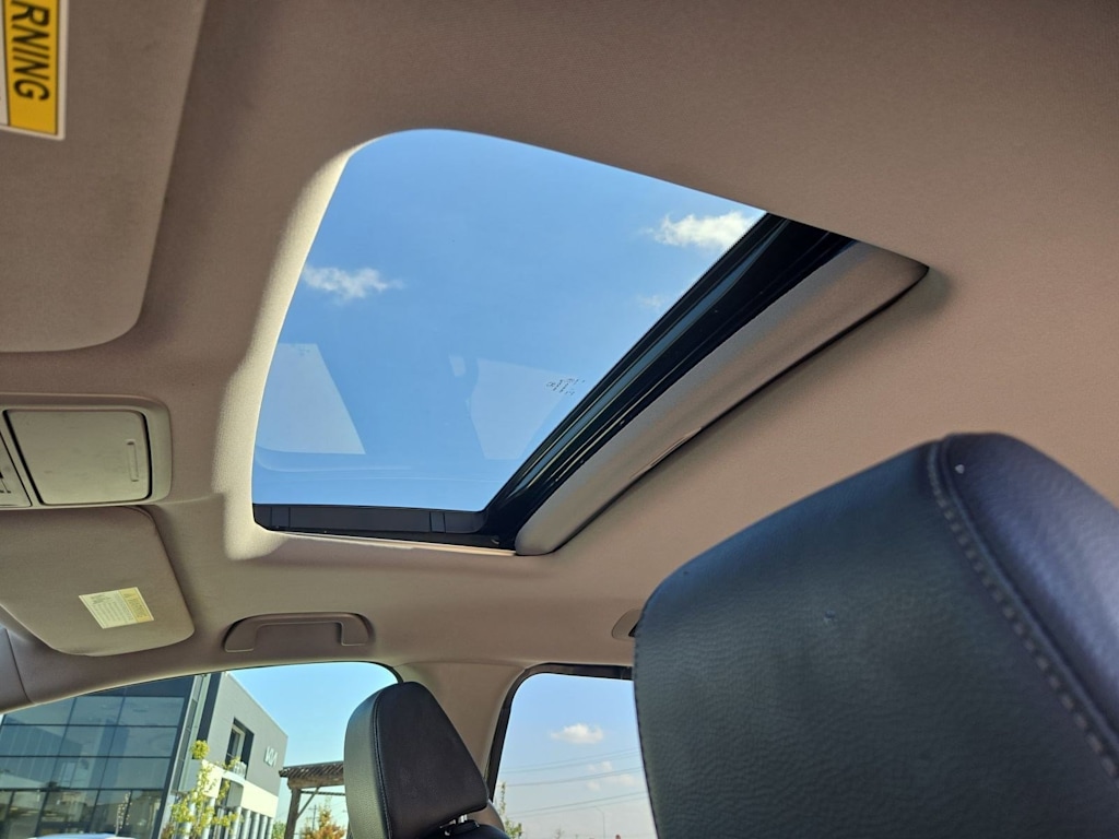 Thumbnail: 2021 Honda Odyssey - 25