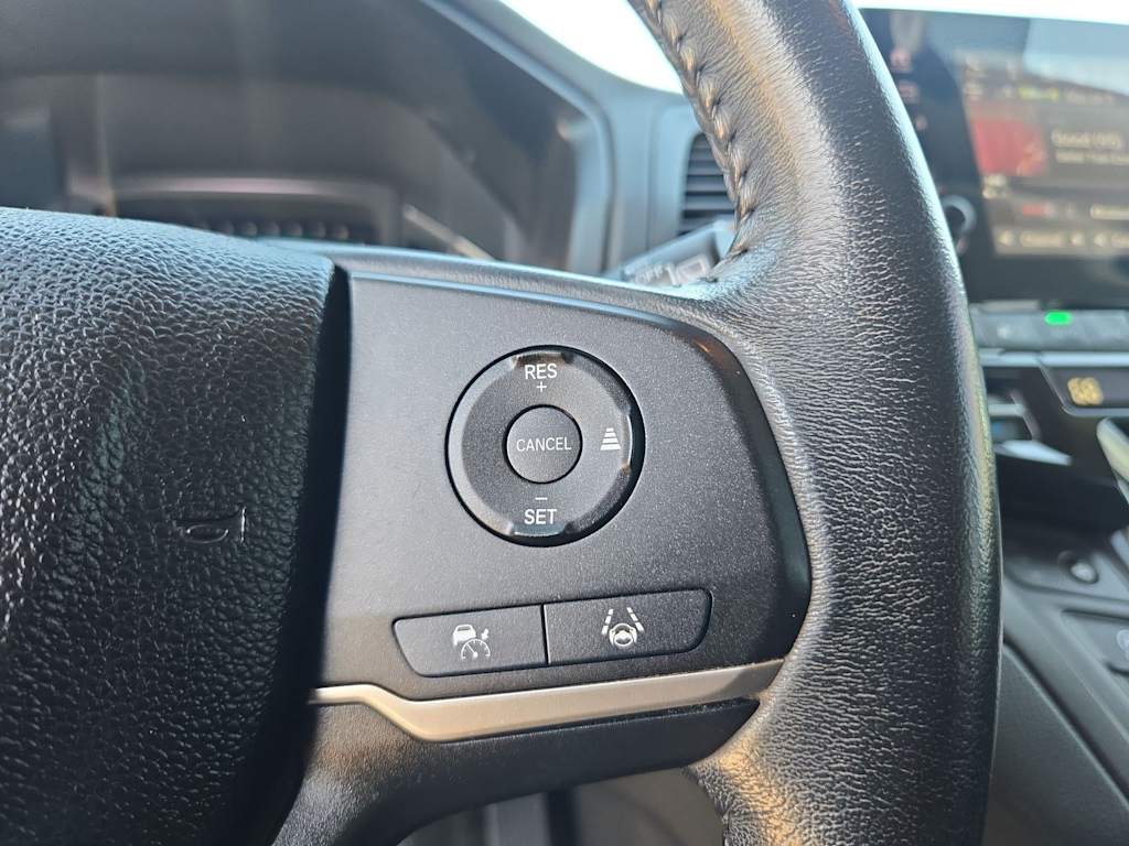 Thumbnail: 2021 Honda Odyssey - 30