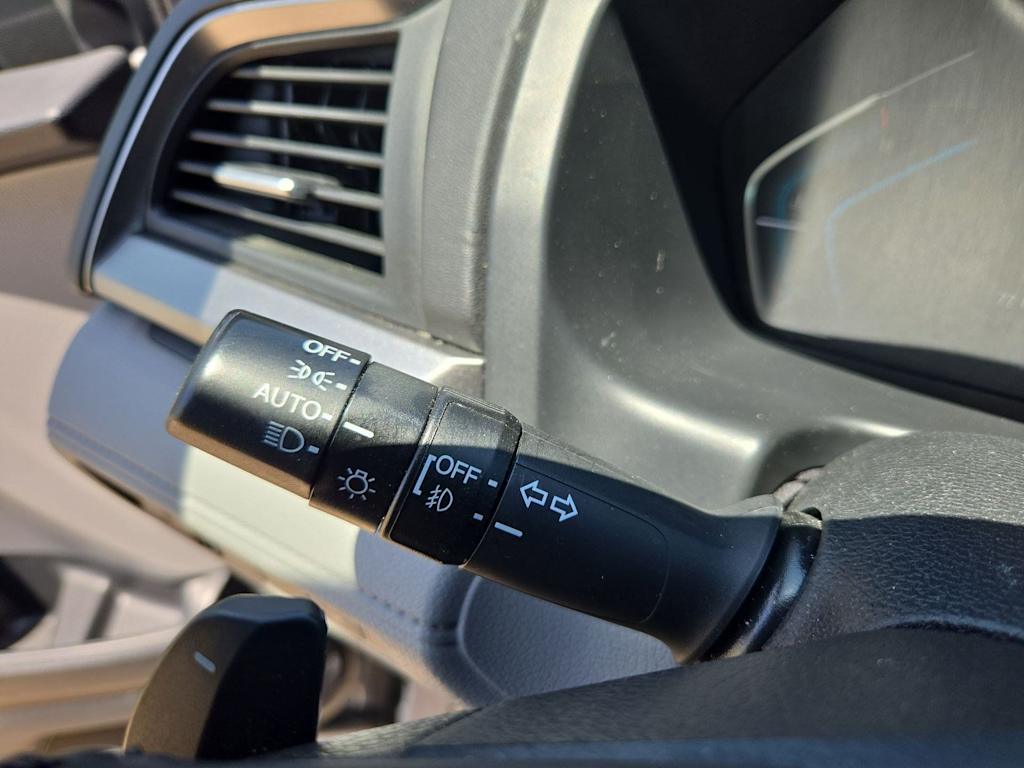 Thumbnail: 2019 Honda Odyssey - 15