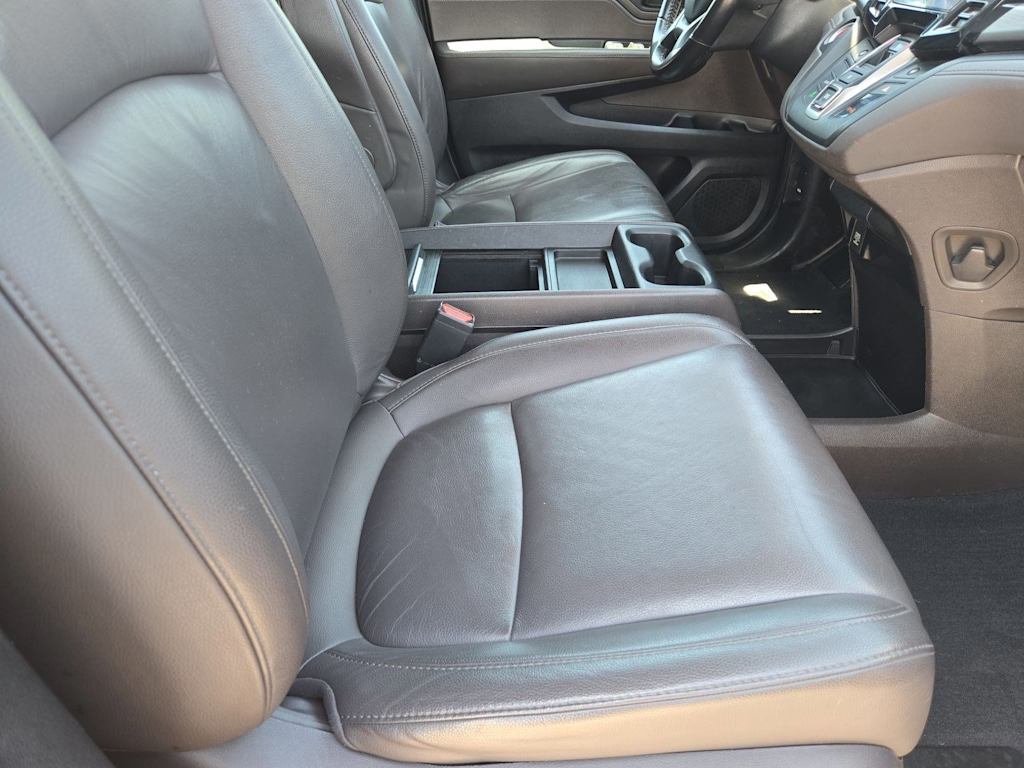 Thumbnail: 2018 Honda Odyssey - 11