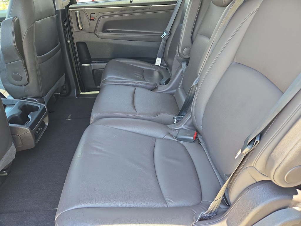 Thumbnail: 2018 Honda Odyssey - 25