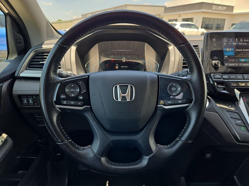 Thumbnail: 2018 Honda Odyssey - 13