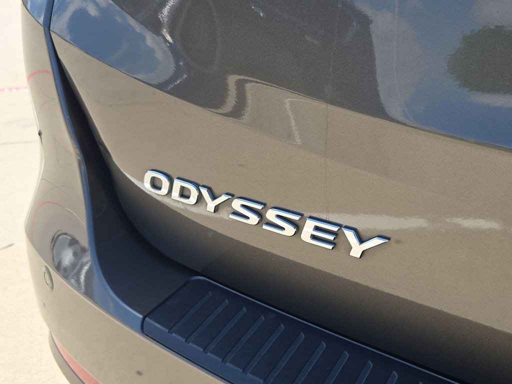 Thumbnail: 2023 Honda Odyssey - 21