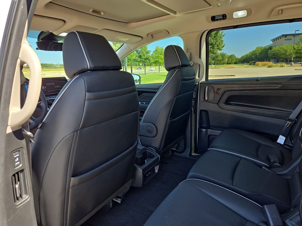 Thumbnail: 2025 Honda Odyssey - 12