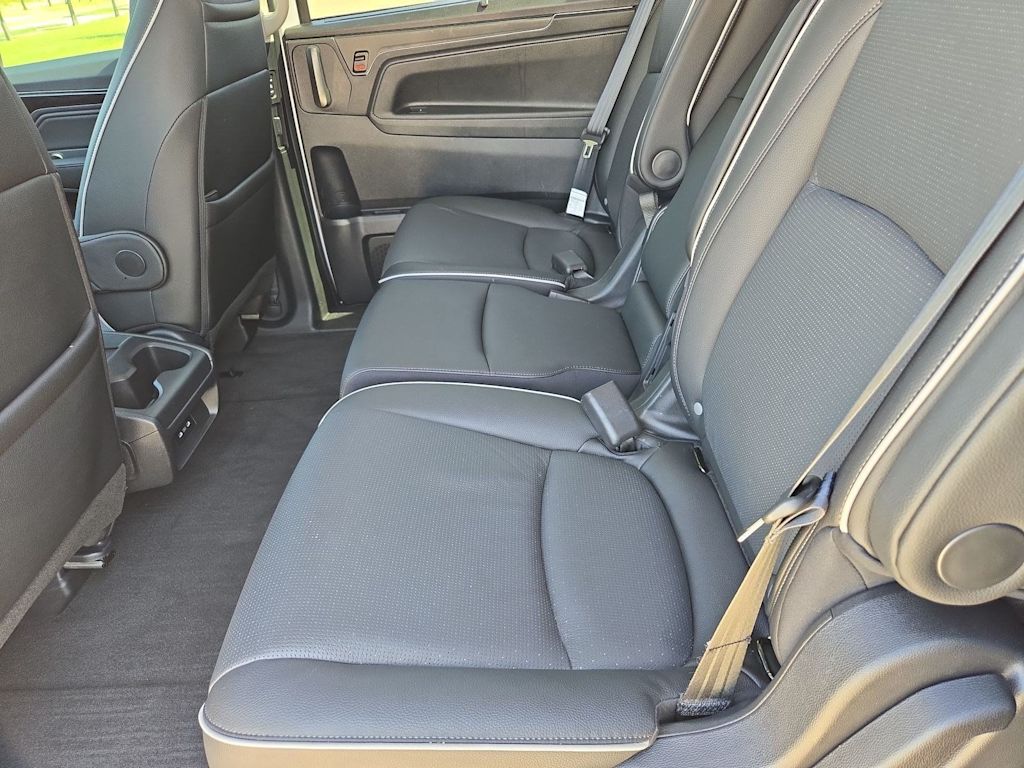 Thumbnail: 2025 Honda Odyssey - 25