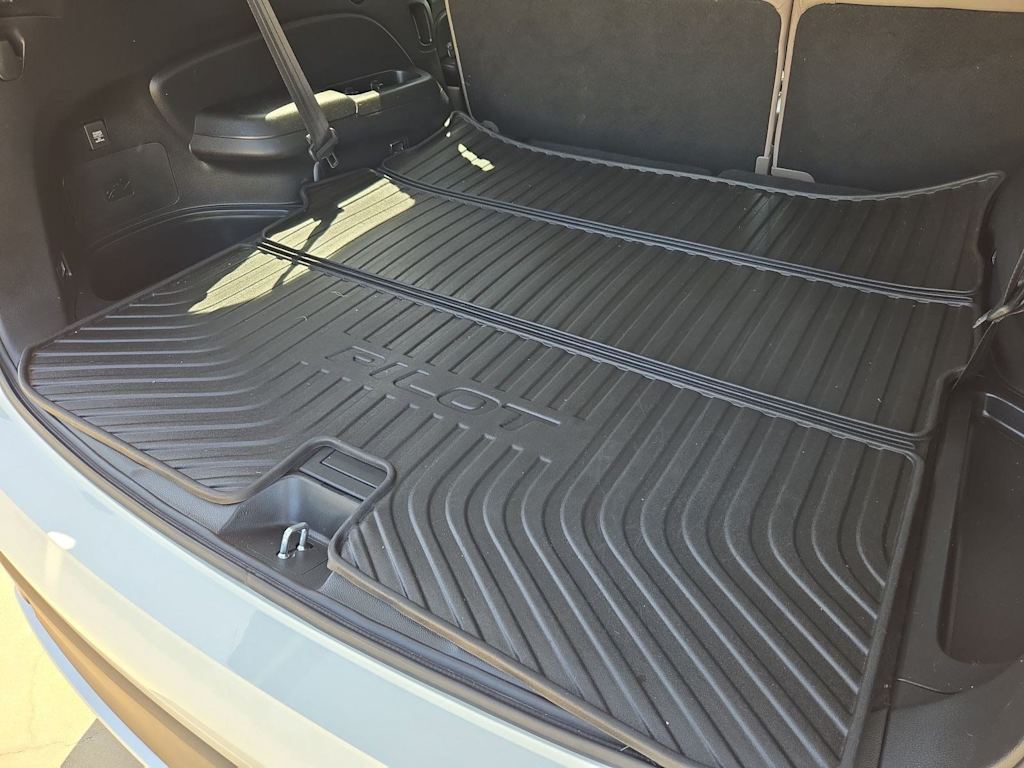 Thumbnail: 2019 Honda Pilot - 35