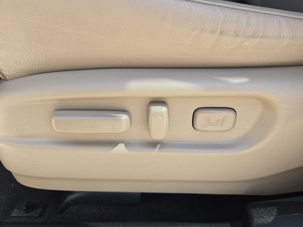 Thumbnail: 2019 Honda Pilot - 24