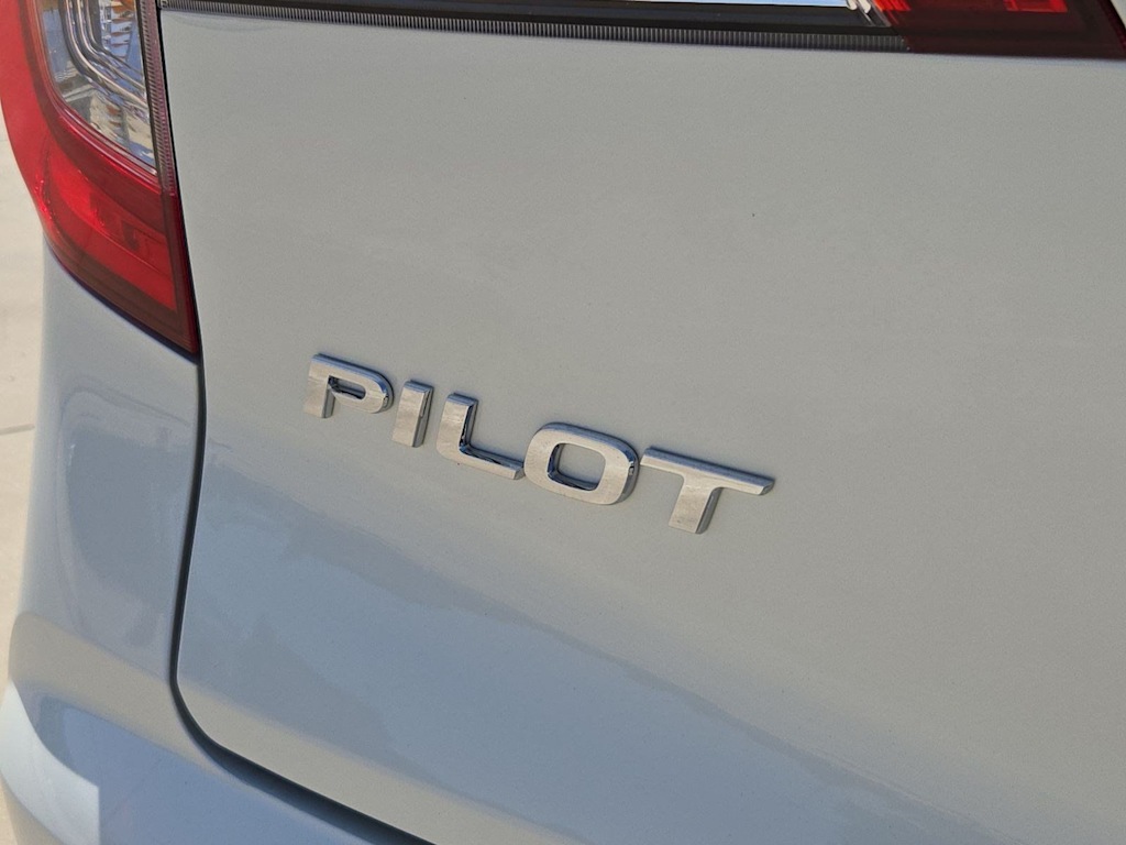 Thumbnail: 2019 Honda Pilot - 23