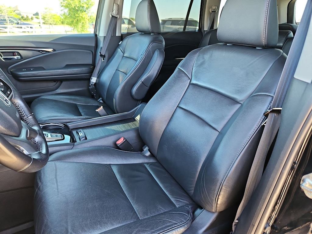 Thumbnail: 2020 Honda Pilot - 10