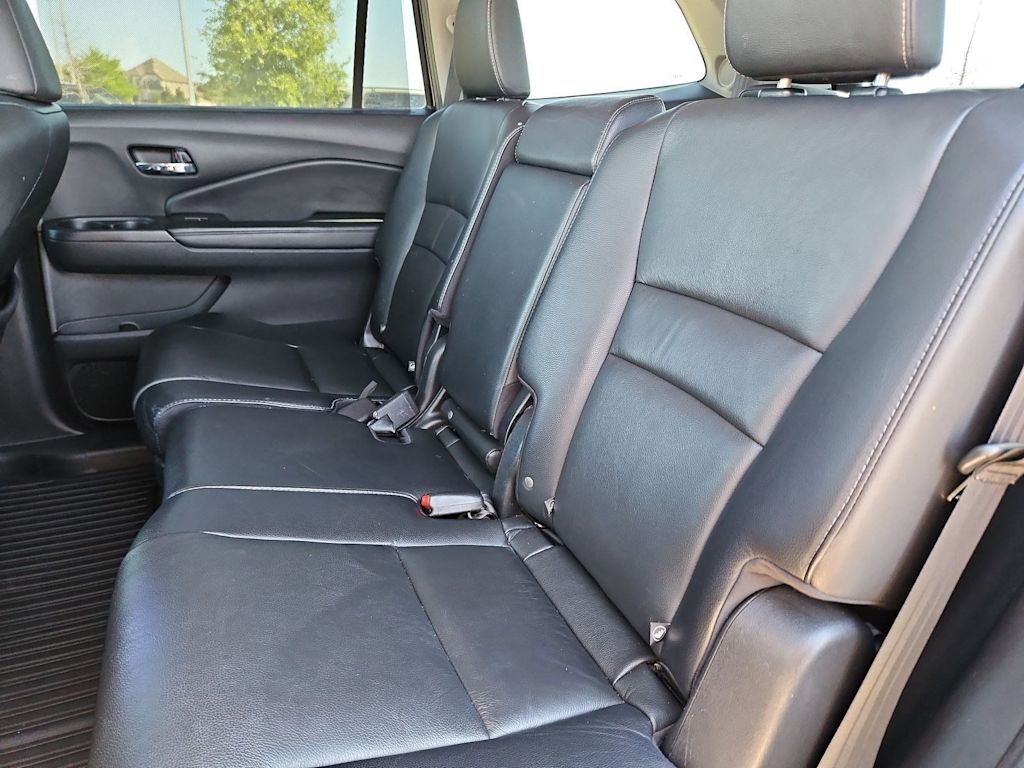 Thumbnail: 2020 Honda Pilot - 27