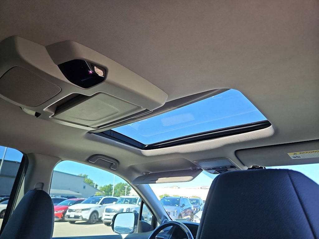 Thumbnail: 2020 Honda Pilot - 29