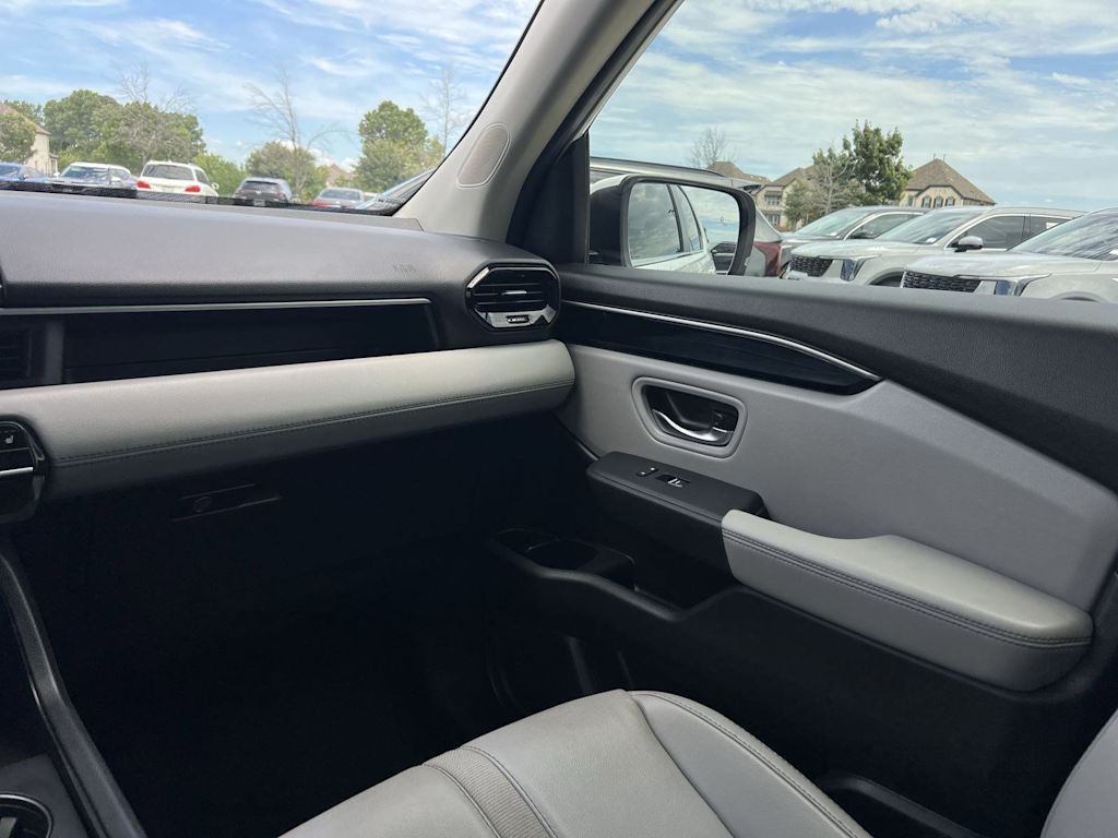 Thumbnail: 2025 Honda Pilot - 19