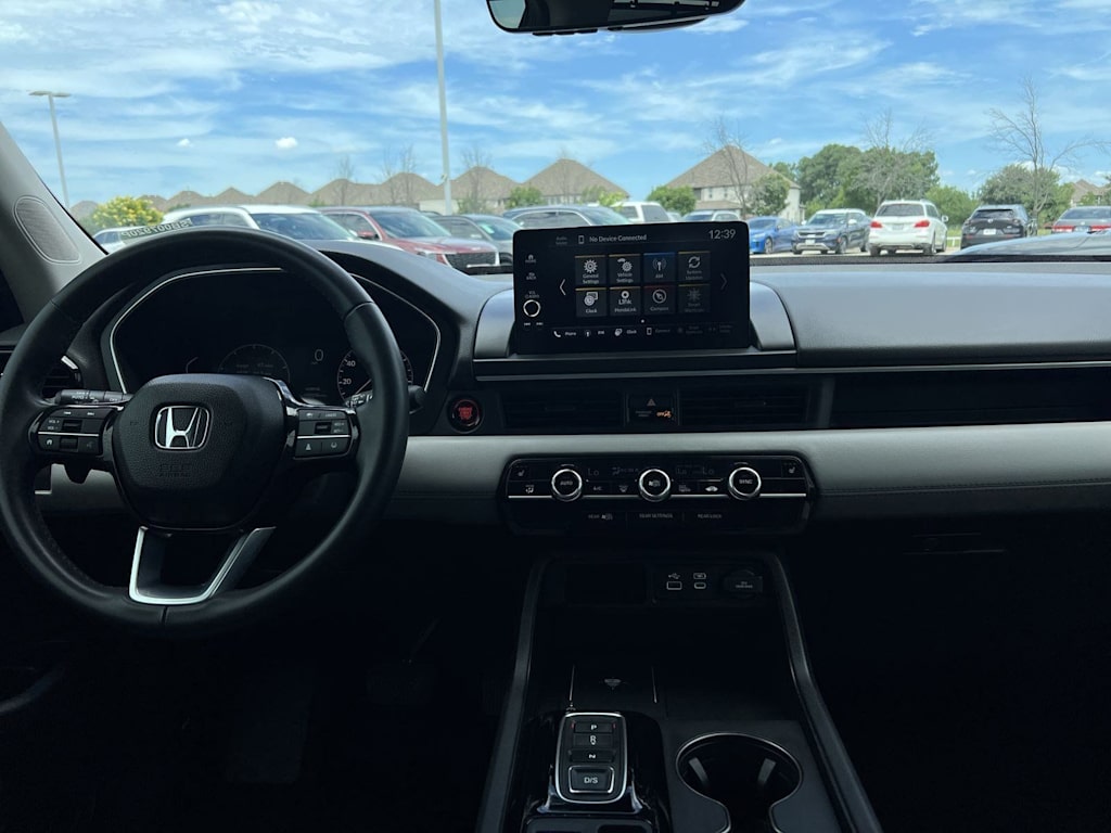 Thumbnail: 2025 Honda Pilot - 9