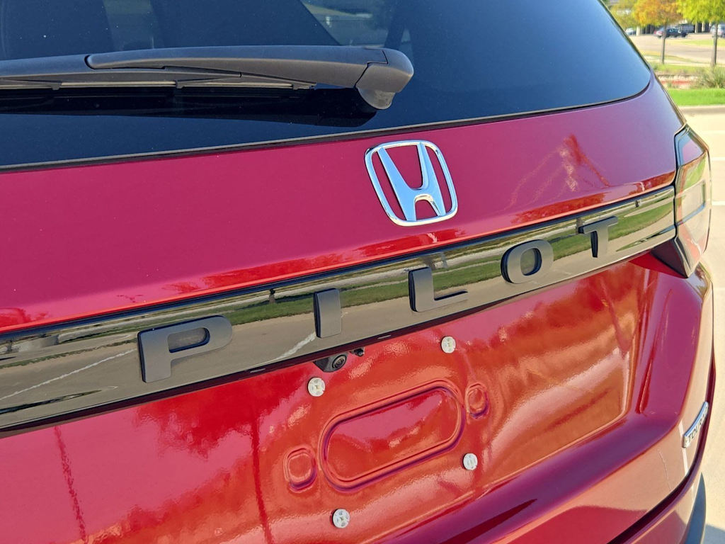 Thumbnail: 2023 Honda Pilot - 21