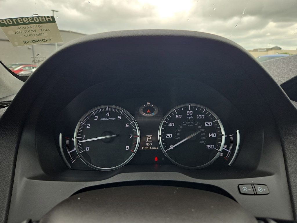 Thumbnail: 2017 Acura MDX - 16
