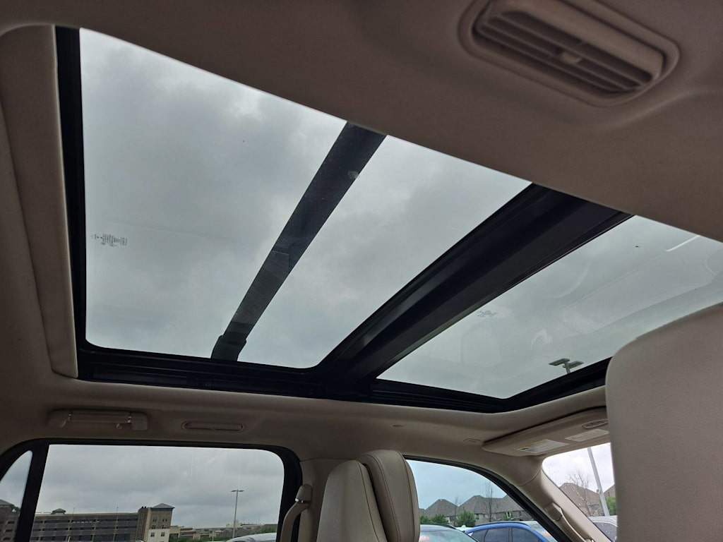 Thumbnail: 2019 Lincoln Navigator - 27