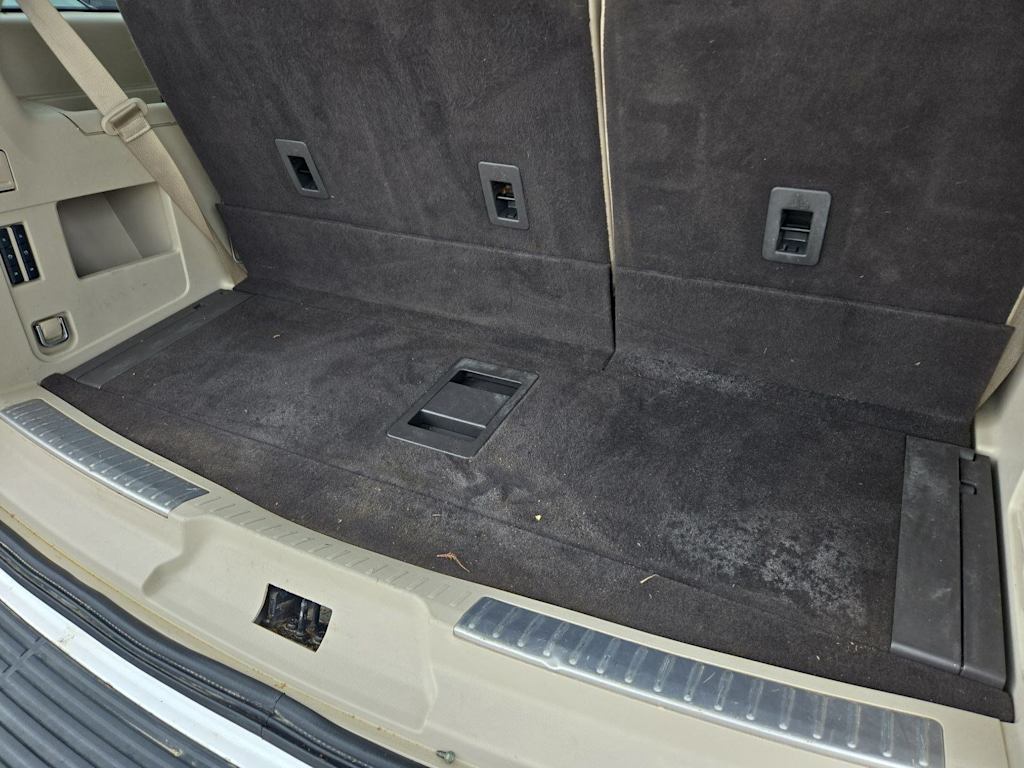 Thumbnail: 2019 Lincoln Navigator - 37