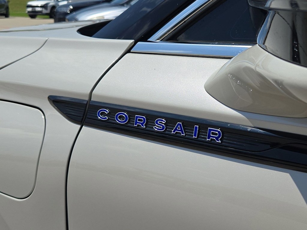 Thumbnail: 2023 Lincoln Corsair - 22