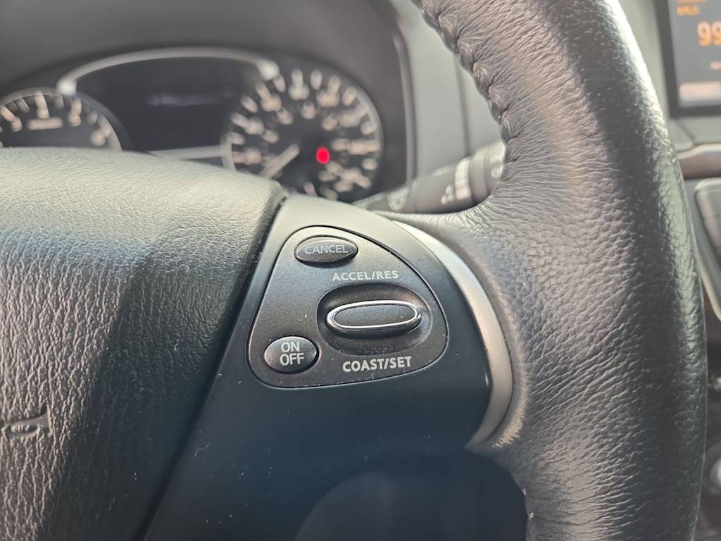 Thumbnail: 2014 Nissan Pathfinder - 28