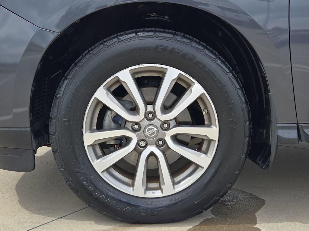 Thumbnail: 2014 Nissan Pathfinder - 8