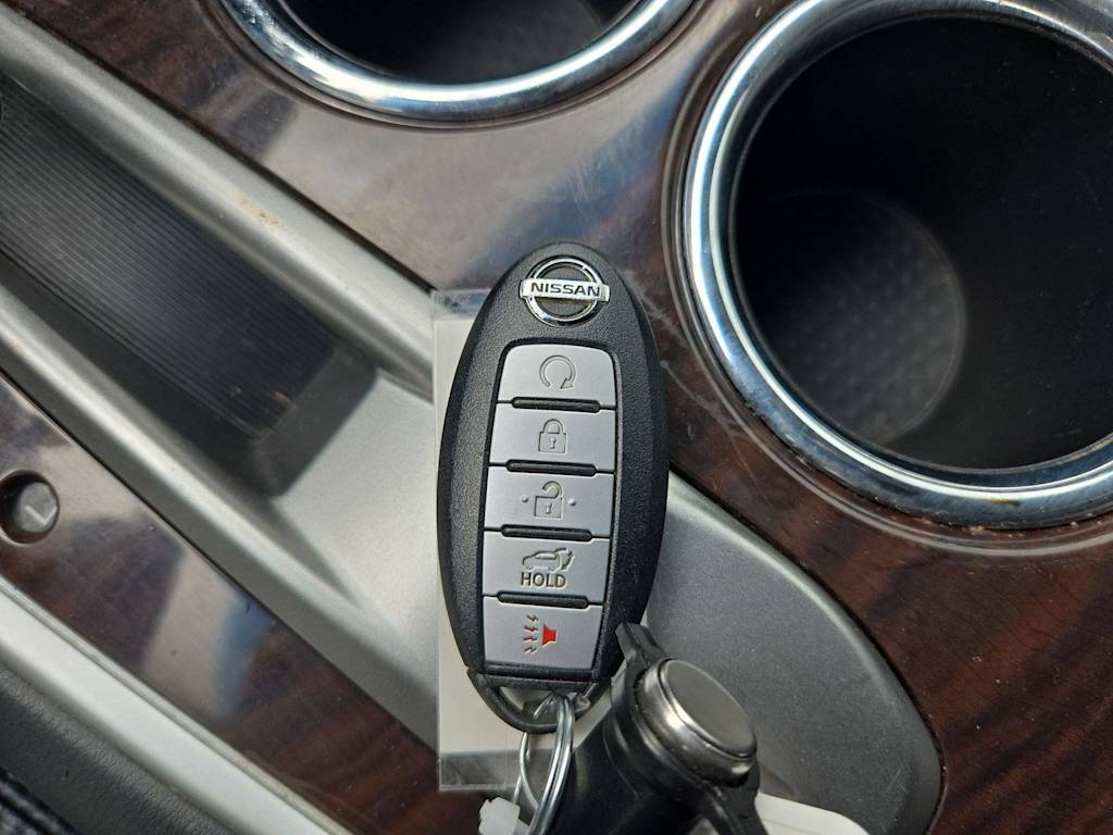Thumbnail: 2014 Nissan Pathfinder - 33