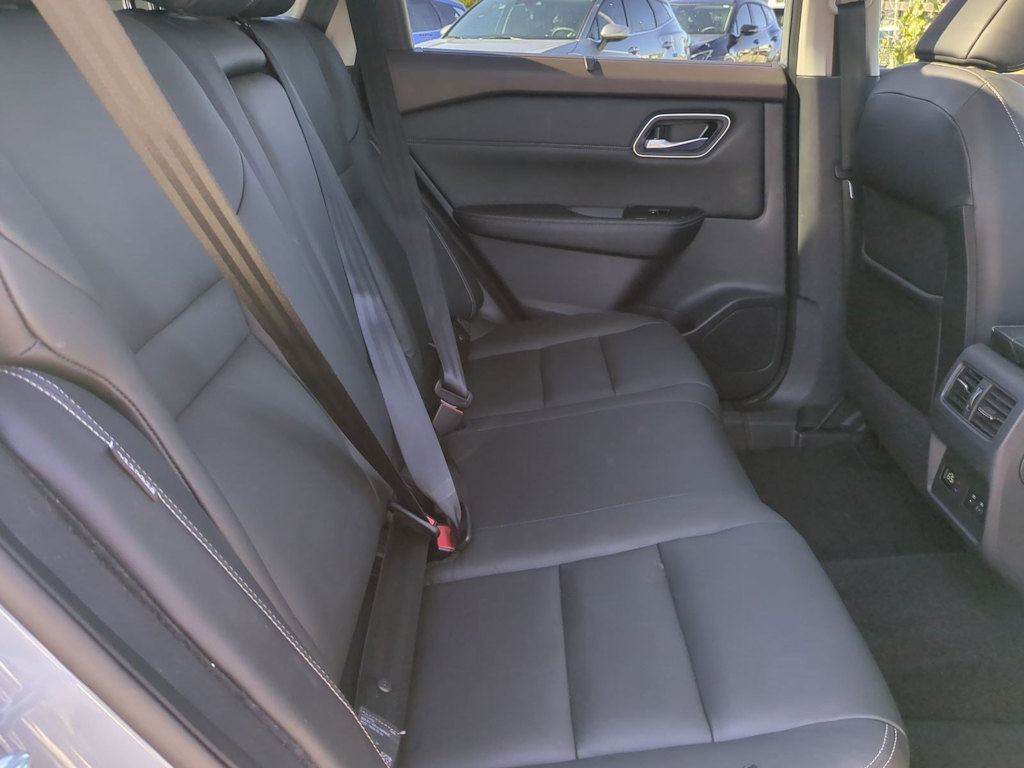 Thumbnail: 2021 Nissan Rogue - 28