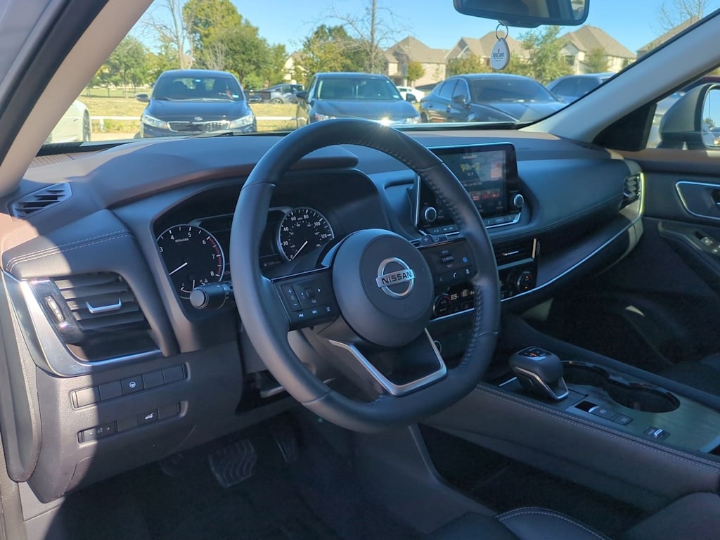 Thumbnail: 2021 Nissan Rogue - 2